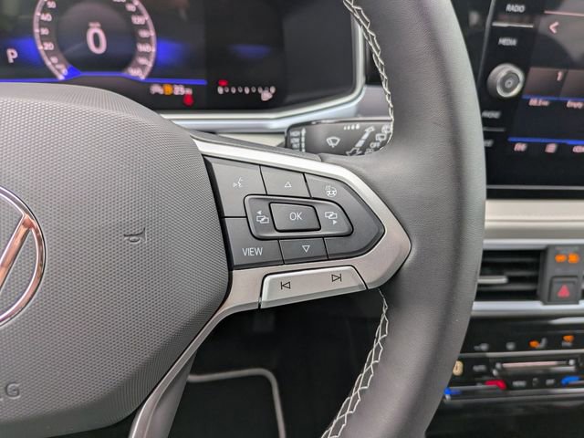 New 2026 Volkswagen Taos SE FWD image 26