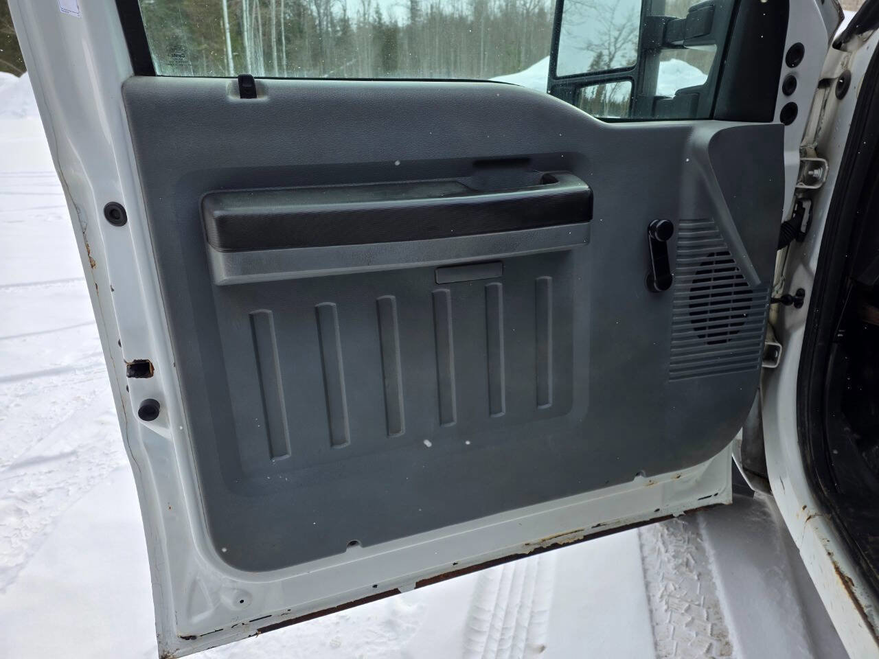 Used 2012 Ford F450 XL w/ XL Value Pkg image 17