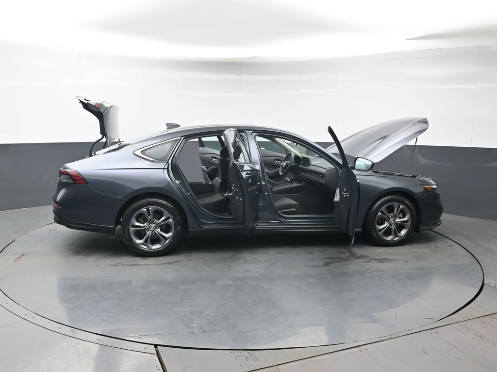 Used 2023 Honda Accord EX image 48