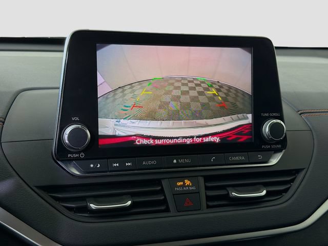 Used 2019 Nissan Altima 2.5 SR FWD image 14