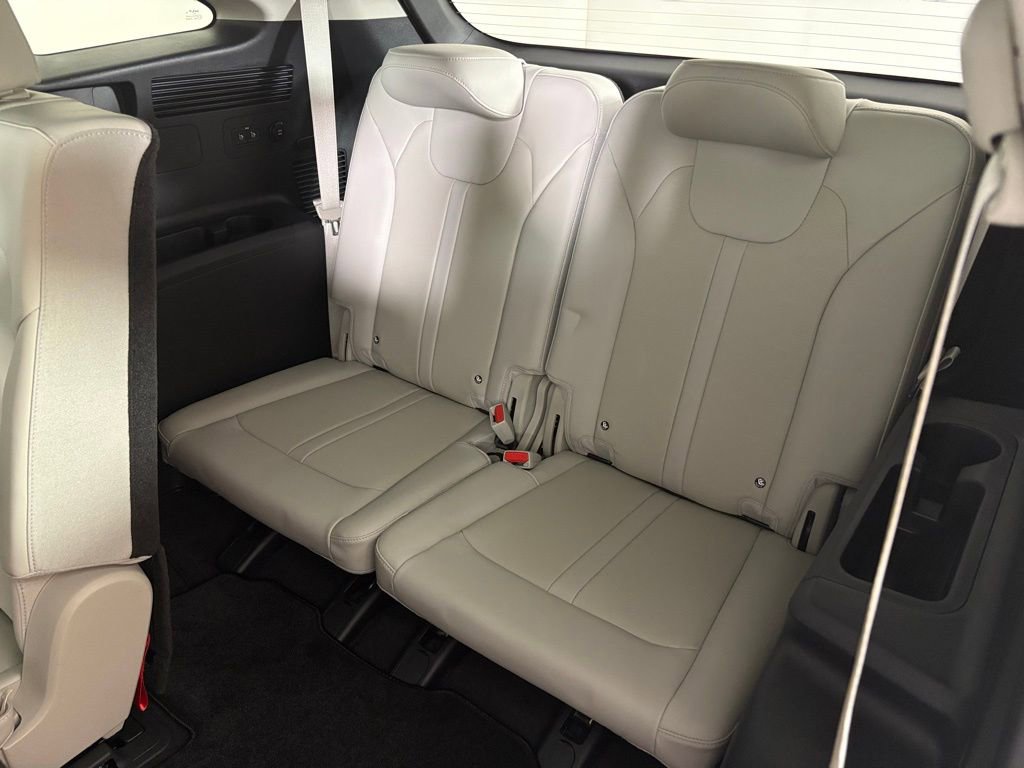 New 2026 Kia Sorento S image 39