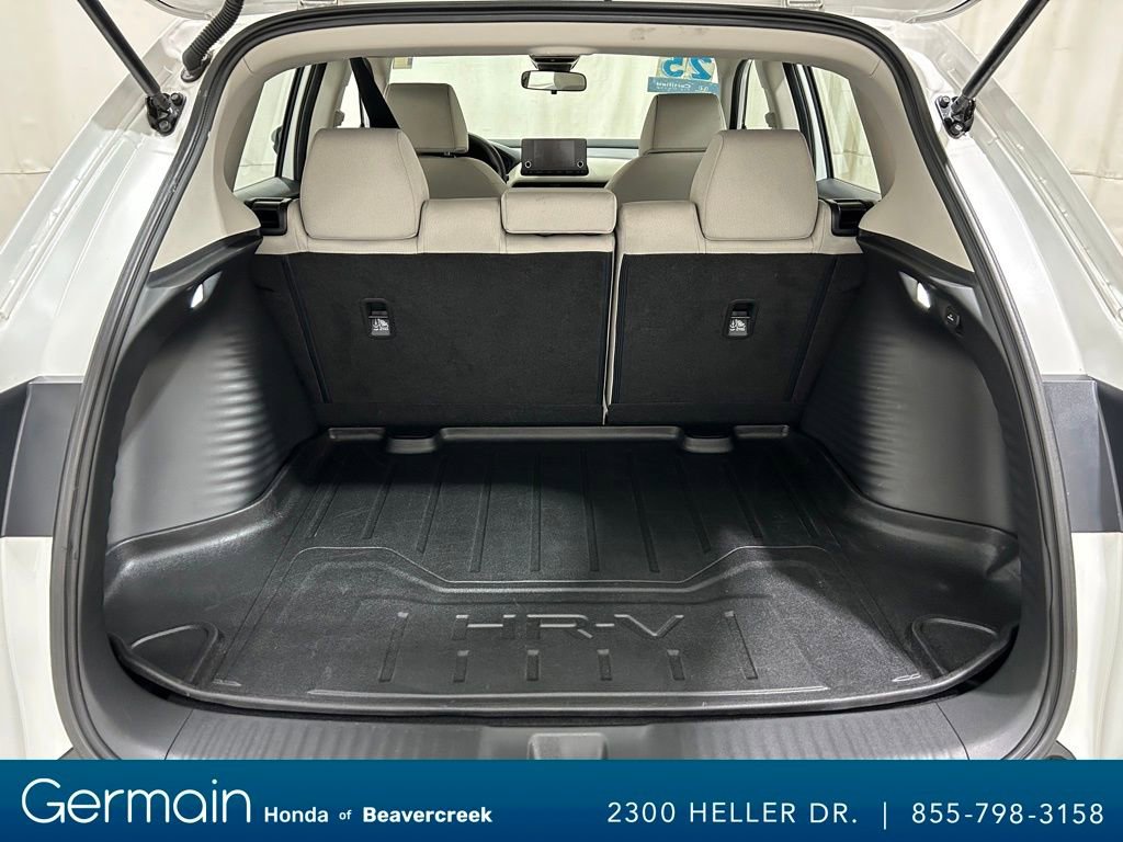 Certified 2025 Honda HR-V LX image 31