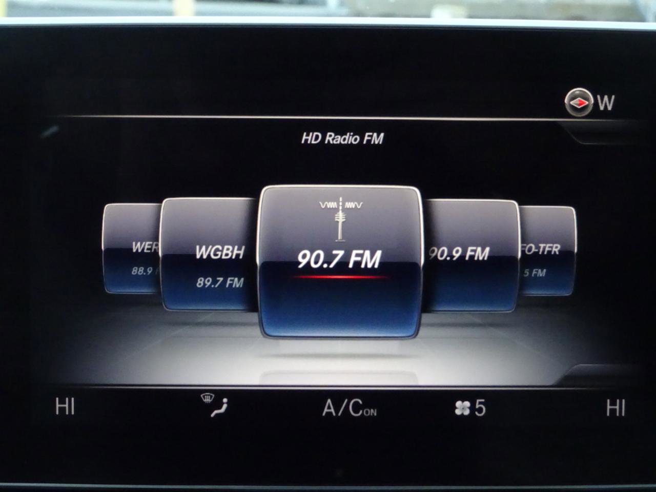 Used 2015 Mercedes-Benz C 300 4MATIC Sedan image 20