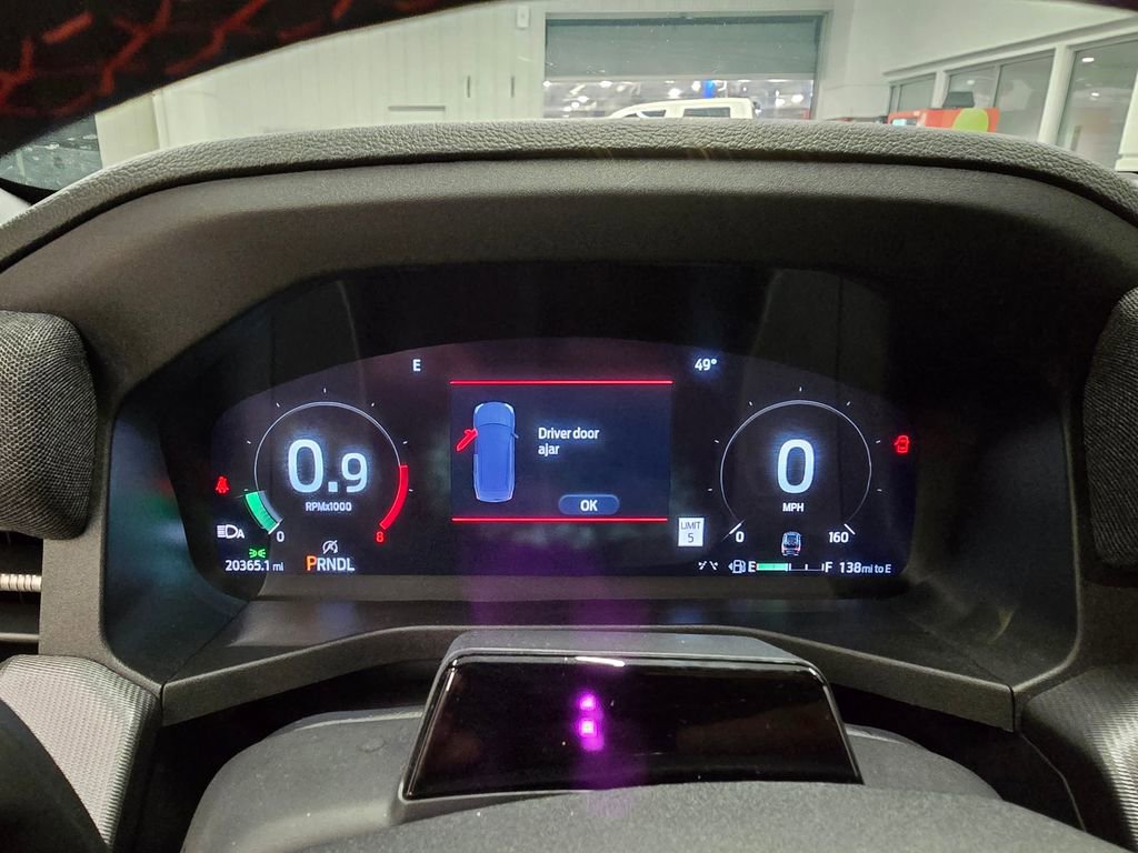 Used 2025 Ford Explorer ST-Line w/ ST-Line Street Pack image 21