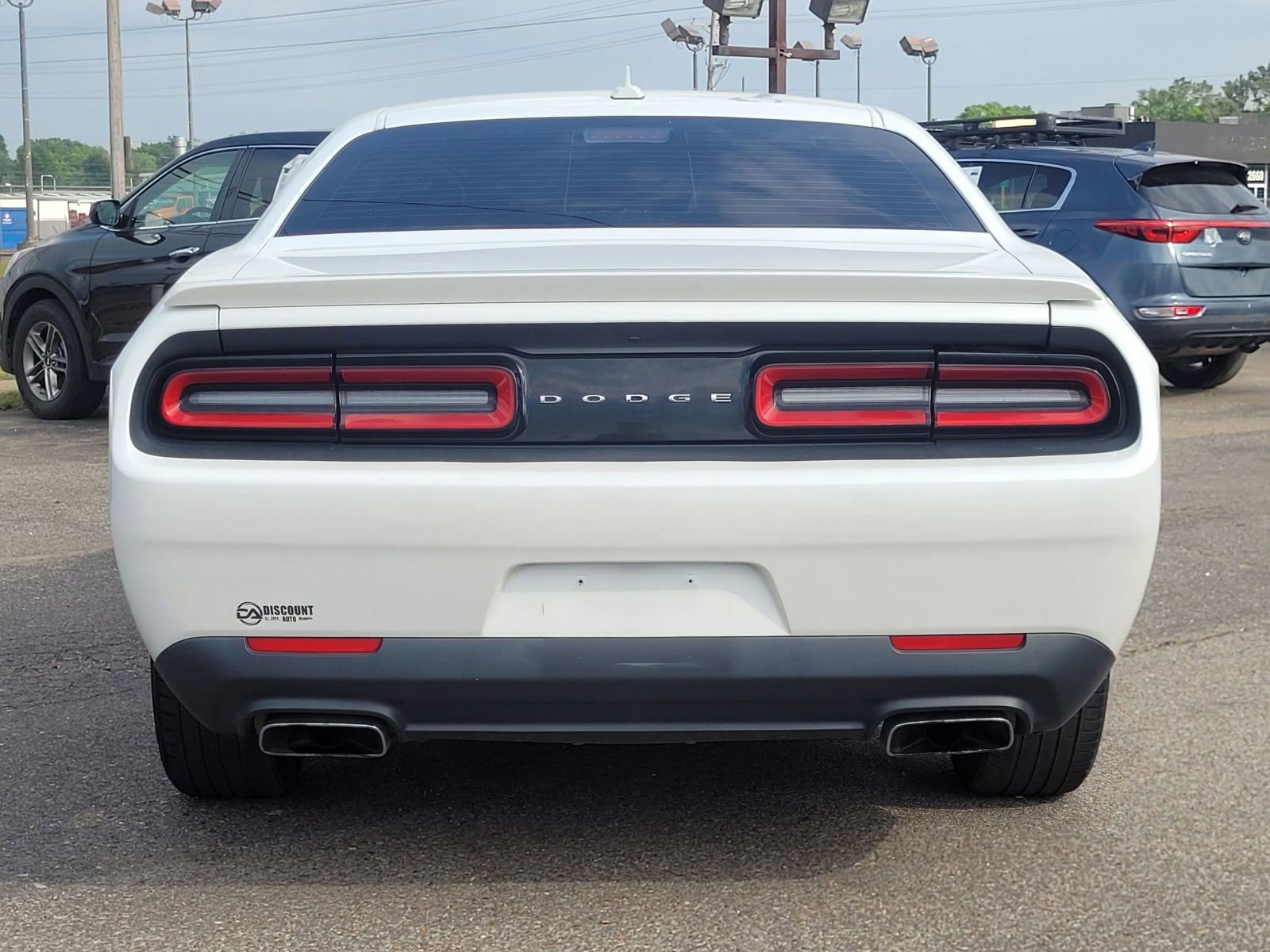 Used 2015 Dodge Challenger R/T w/ Quick Order Package 28B R/T RWD image 8