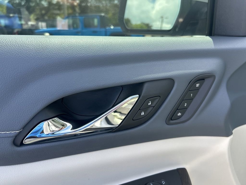 Used 2023 GMC Acadia Denali w/ Denali Ultimate Package image 39