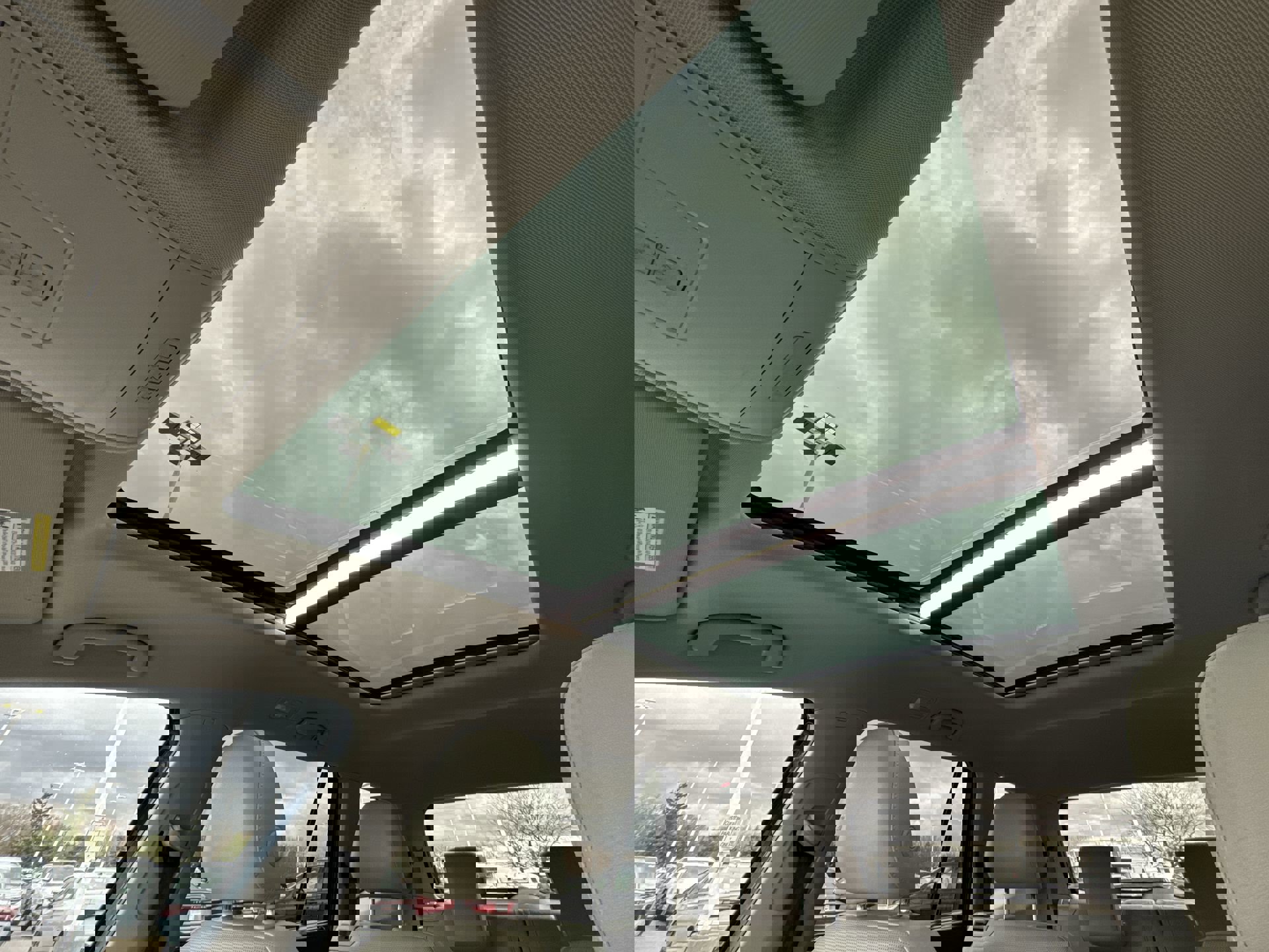 Used 2019 Volkswagen Atlas SEL R-Line image 19