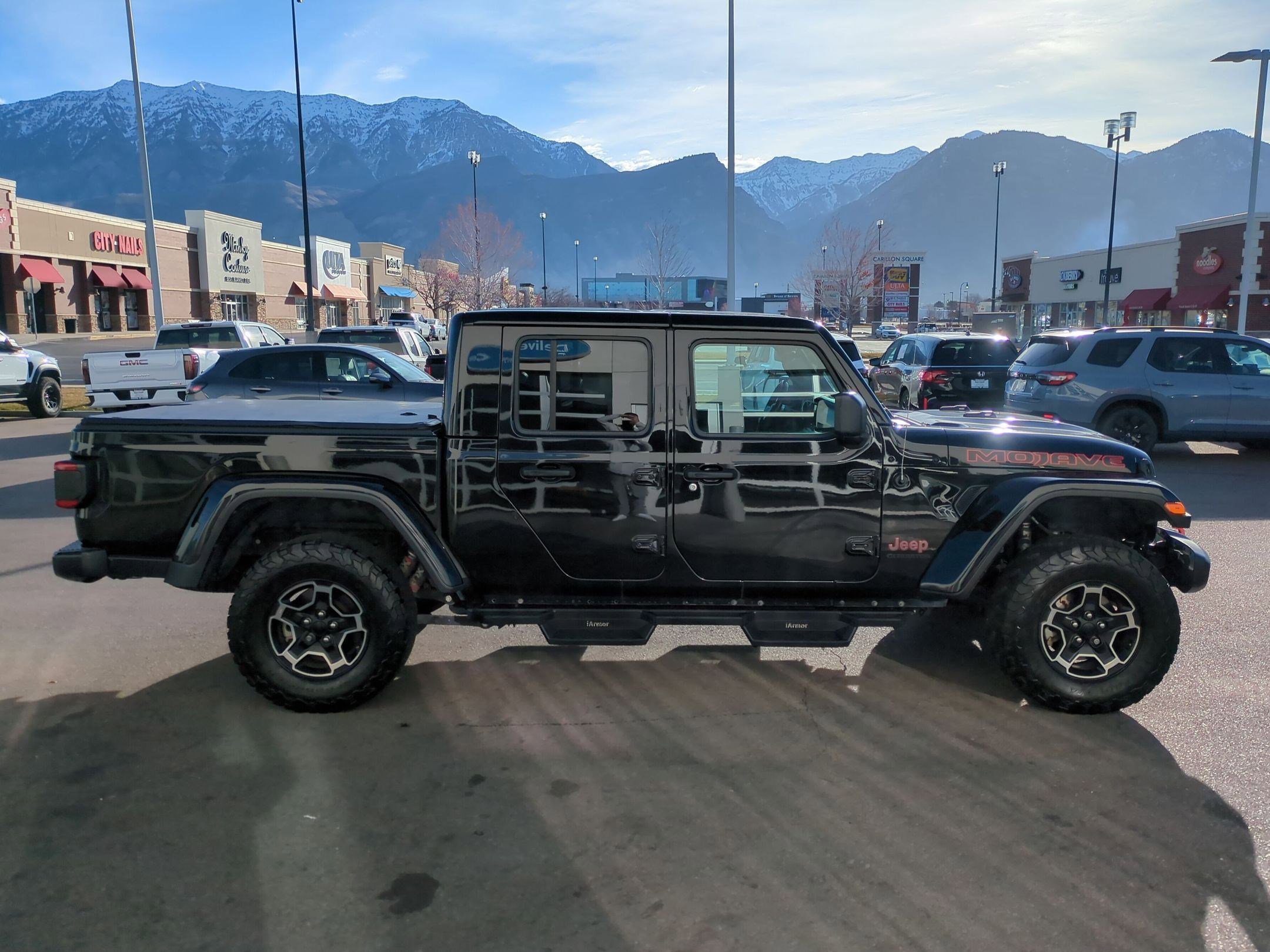 Used 2021 Jeep Gladiator Mojave image 2