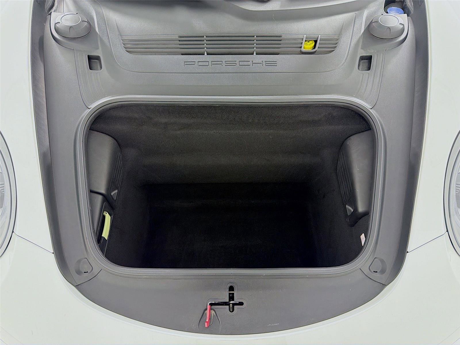 Used 2014 Porsche 911 Targa 4S image 22