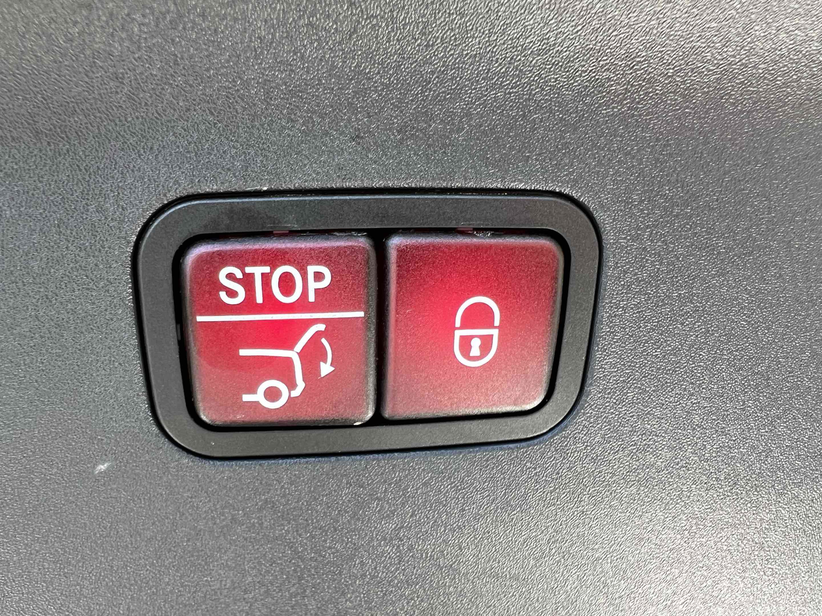 Used 2020 Mercedes-Benz AMG GT 53 w/ Driver Assistance Package image 12