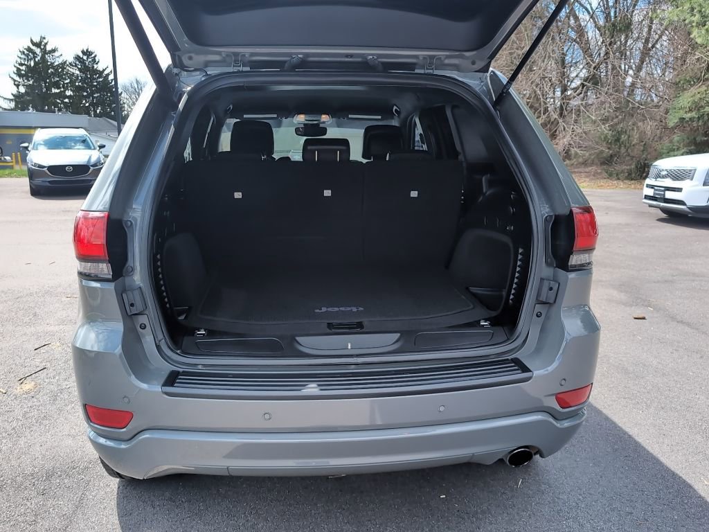 Used 2020 Jeep Grand Cherokee Altitude image 9