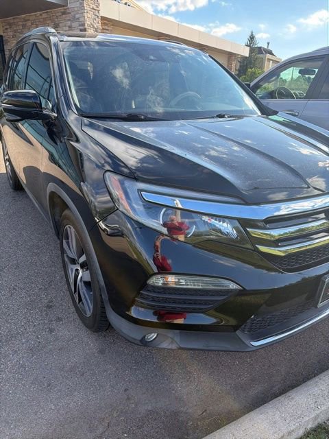 Used 2017 Honda Pilot Touring video 2