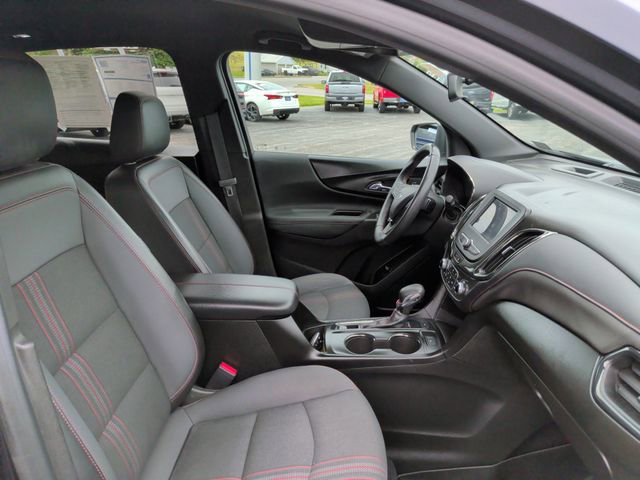 Used 2022 Chevrolet Equinox RS AWD/4WD image 16