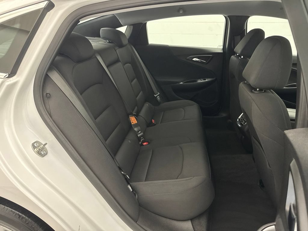 Used 2024 Chevrolet Malibu LT FWD image 36