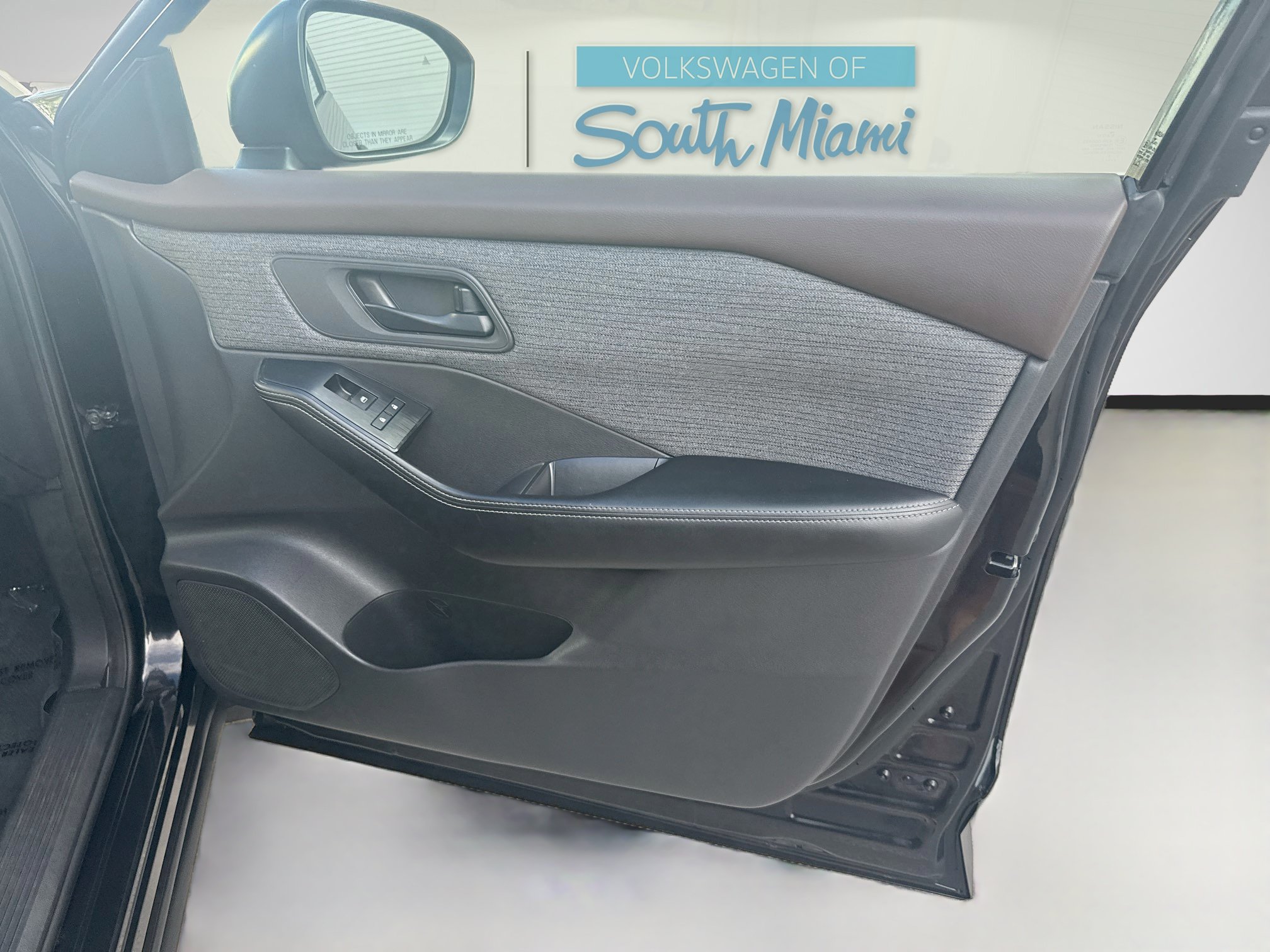 Used 2021 Nissan Rogue S FWD image 31