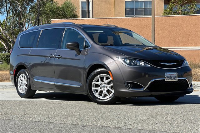 Used 2020 Chrysler Pacifica Touring-L