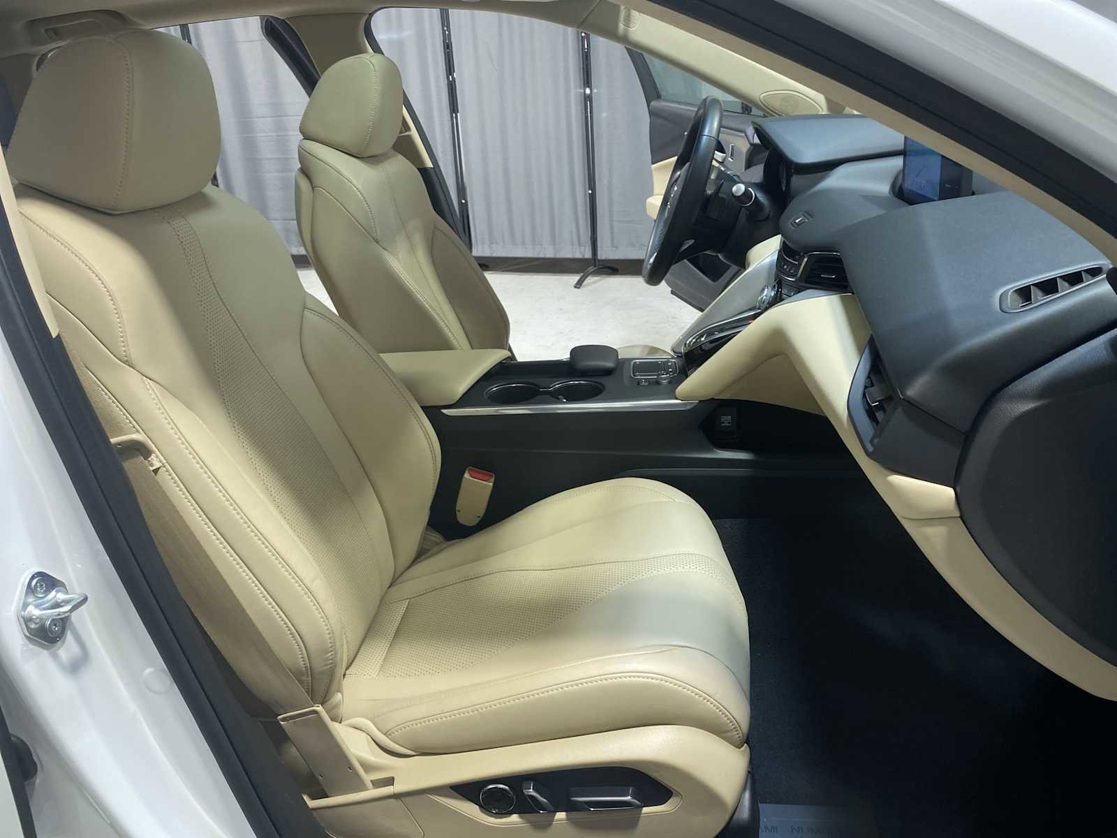 Certified 2023 Acura TLX w/ Technology Package image 14