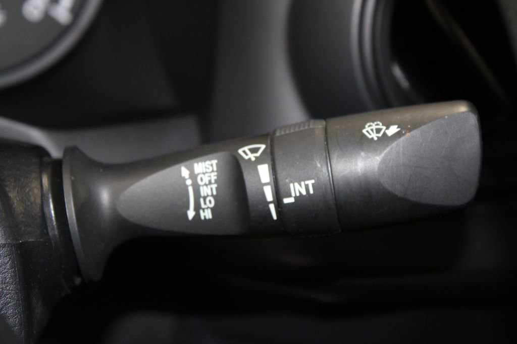 Used 2022 Toyota Tacoma SR image 39