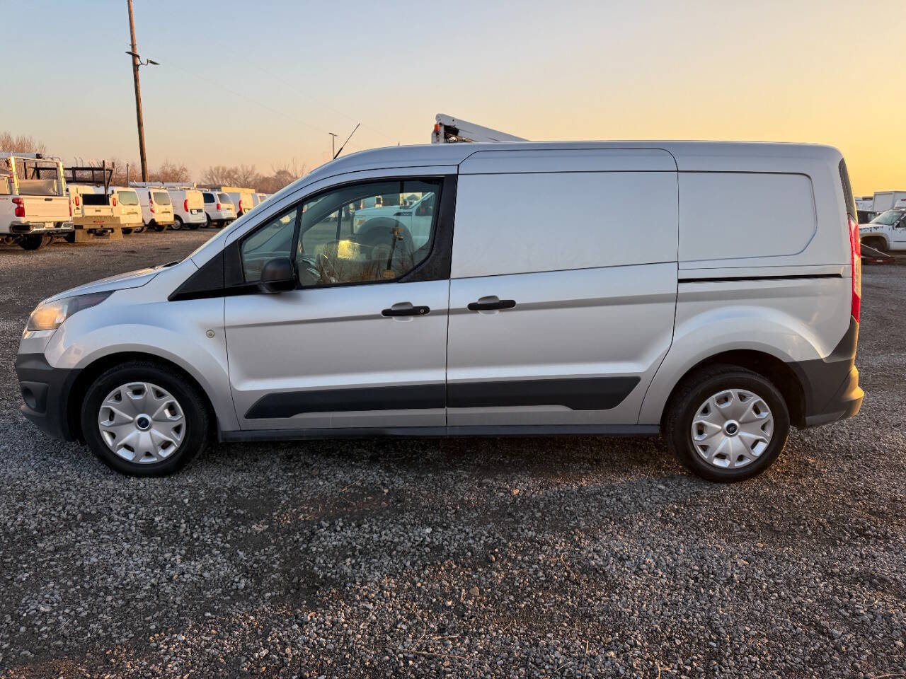 Used 2017 Ford Transit Connect XL FWD image 6