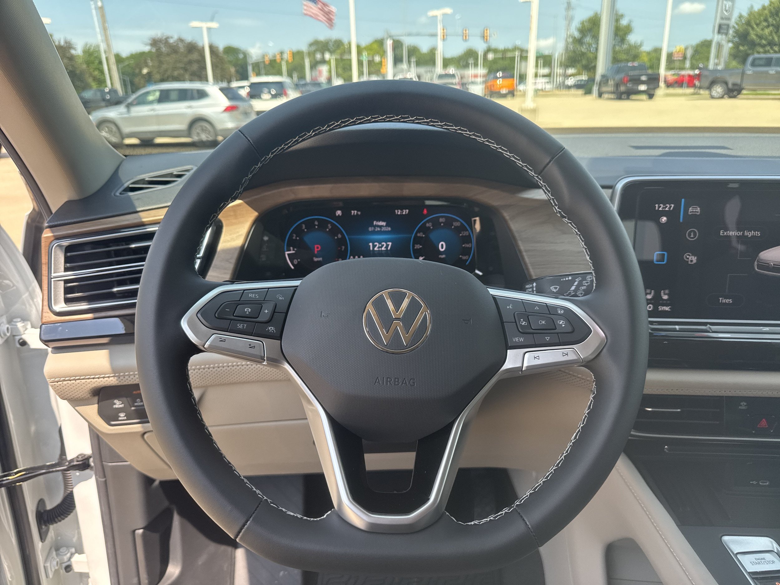 New 2026 Volkswagen Atlas SE AWD/4WD image 12