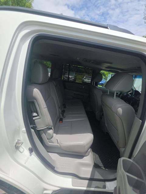 Used 2015 Honda Pilot Touring image 11