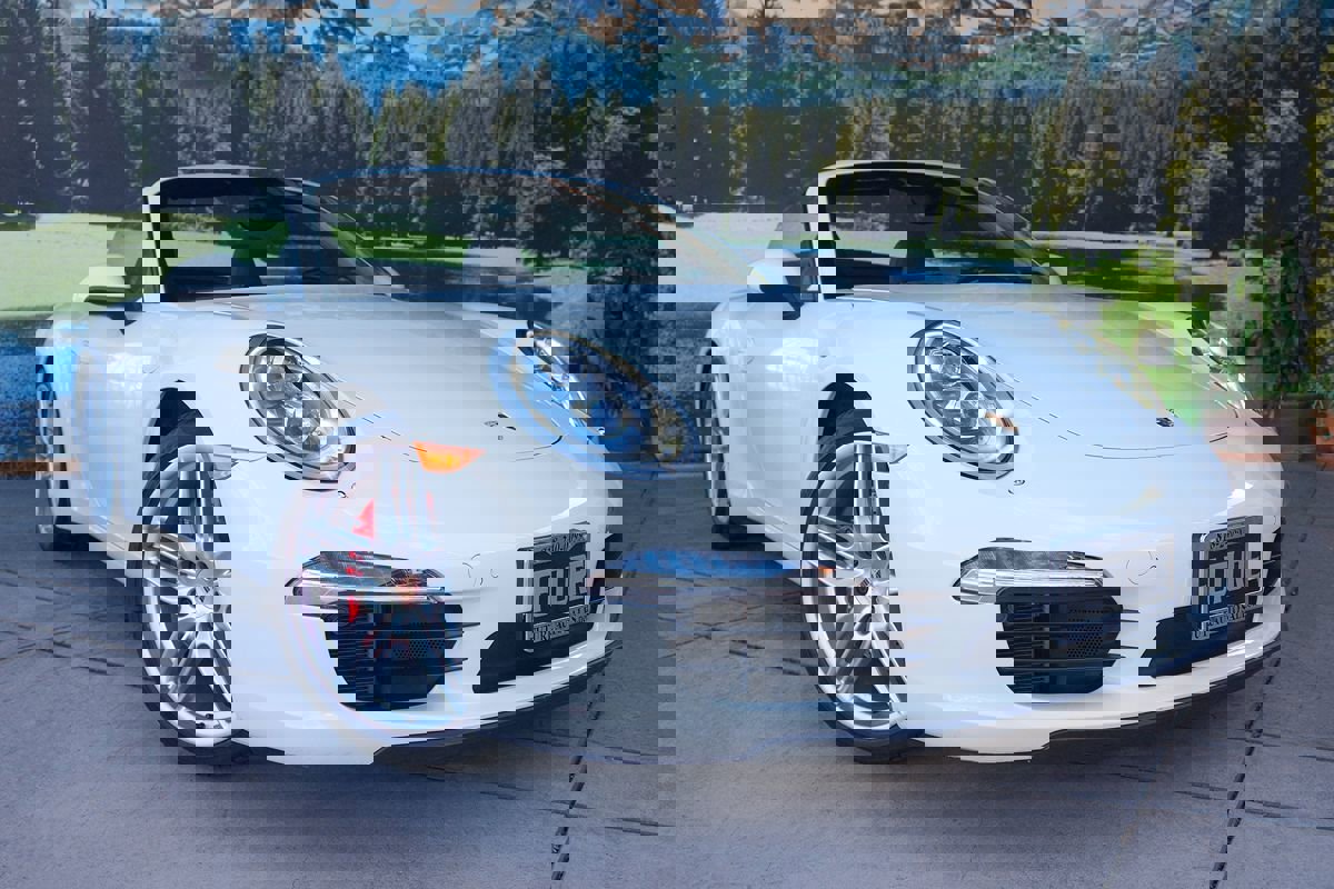 Used 2014 Porsche 911 Carrera S image 3