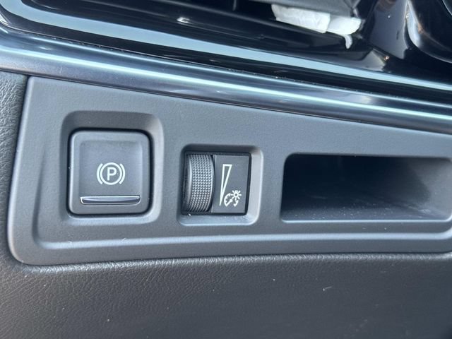 Used 2021 Cadillac XT6 Premium Luxury AWD/4WD image 31