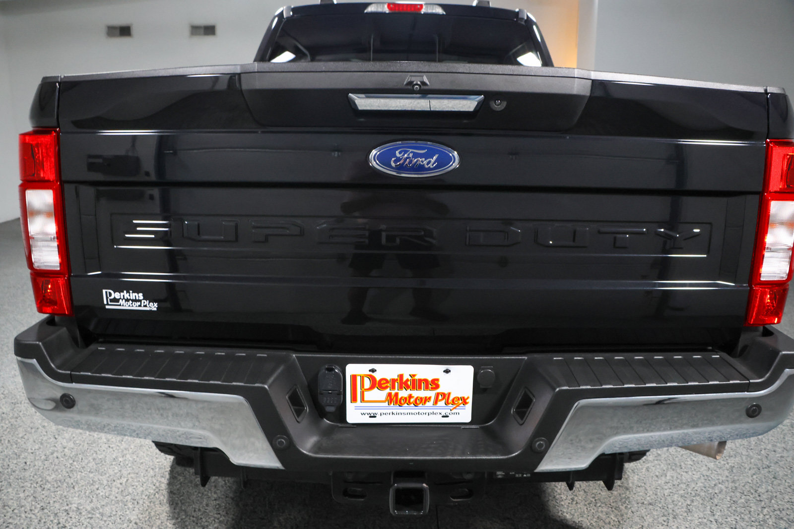 Used 2022 Ford F250 Lariat w/ Tremor Off-Road Package AWD/4WD image 8