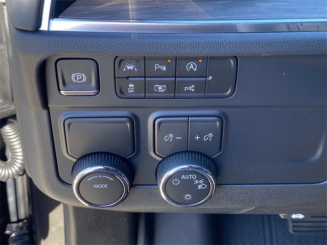 New 2026 Chevrolet Suburban LS w/ LPO, Dark Essentials Package image 20