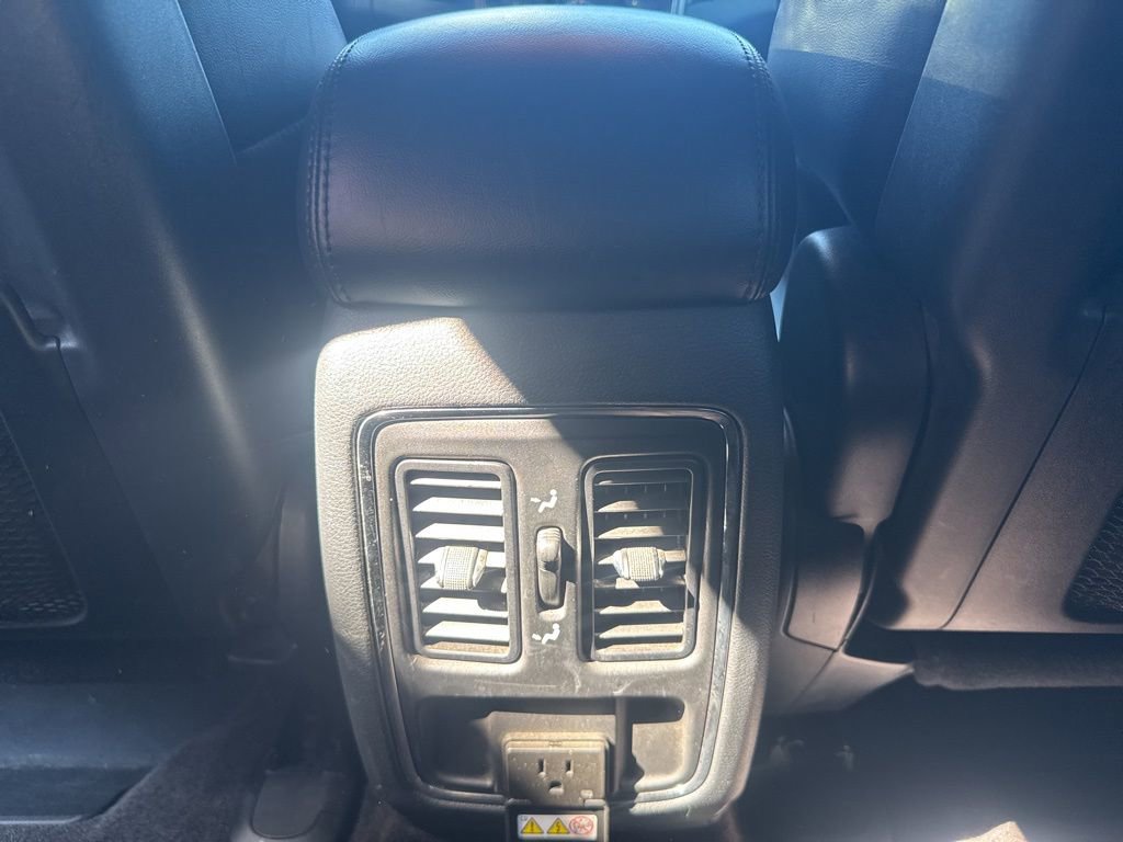 Used 2018 Jeep Grand Cherokee Altitude image 51