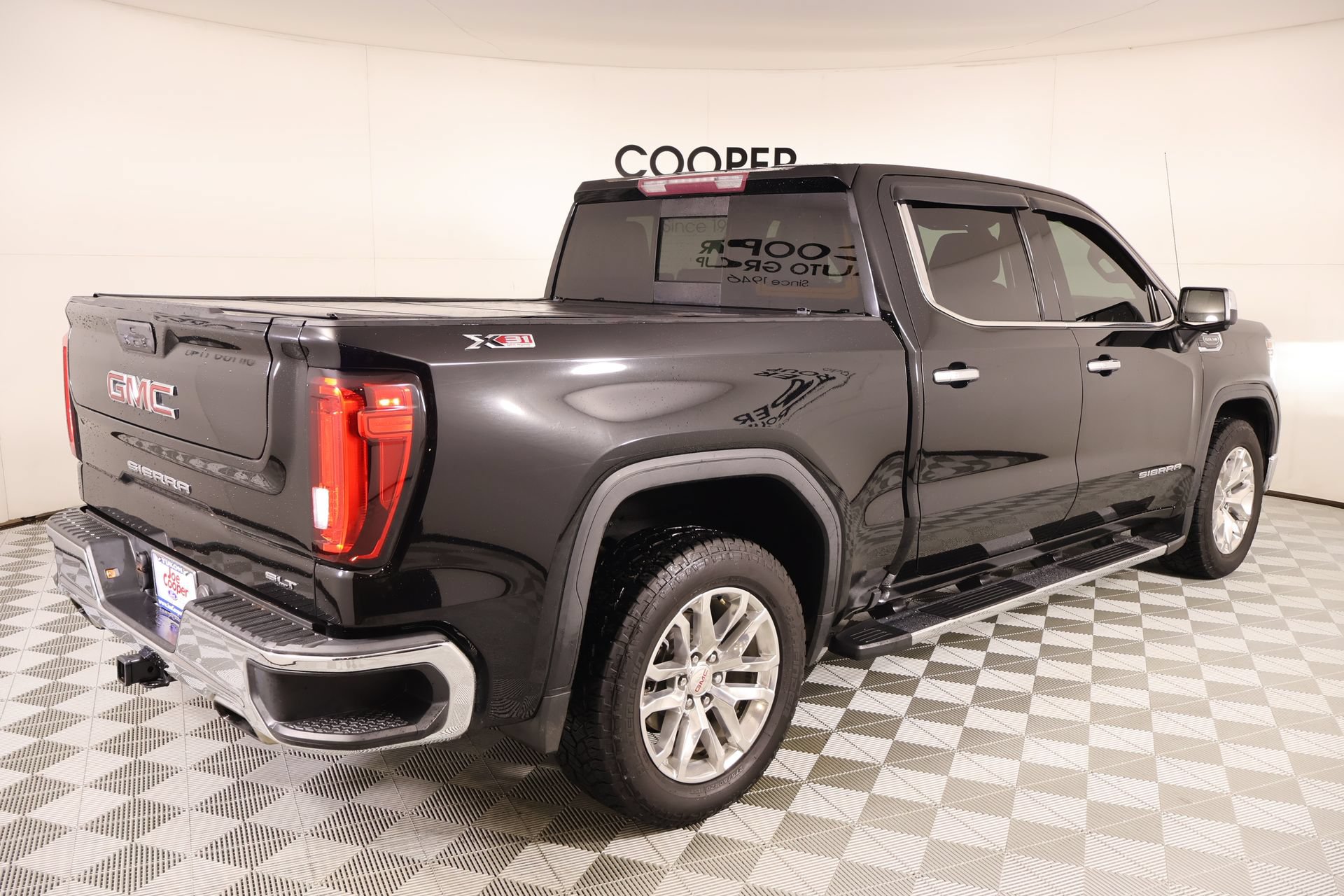 Used 2019 GMC Sierra 1500 SLT w/ SLT Premium Package AWD/4WD image 20