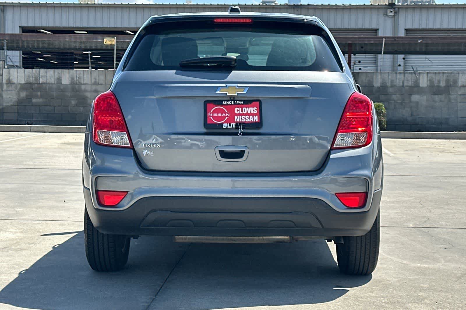 Used 2020 Chevrolet Trax LS FWD image 8