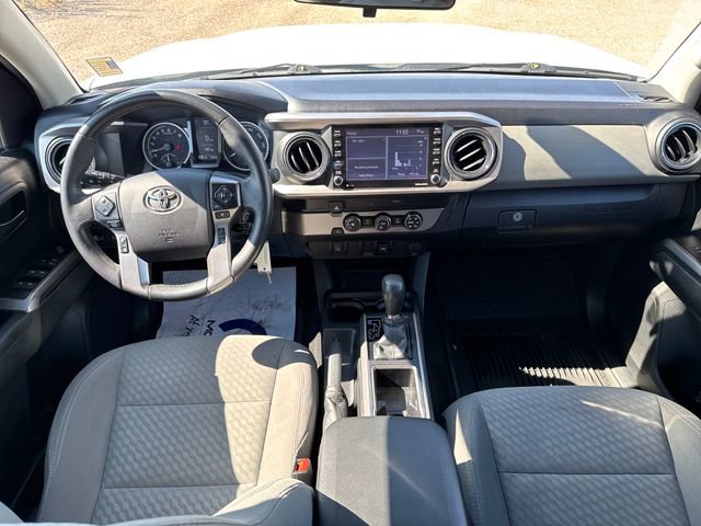Used 2022 Toyota Tacoma SR5 RWD image 12