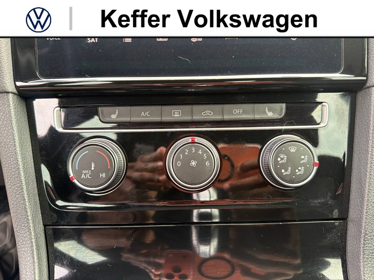Used 2020 Volkswagen GTI SE FWD image 23