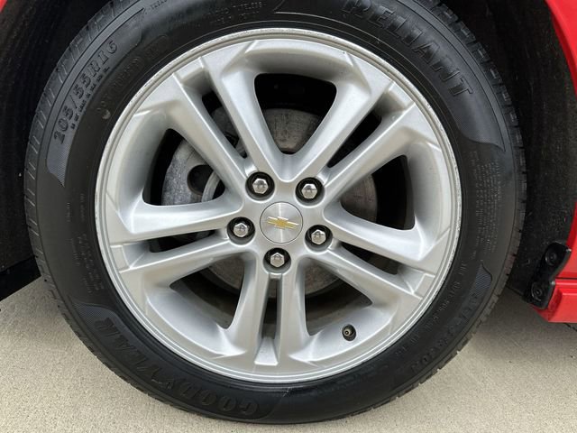 Used 2018 Chevrolet Cruze LT w/ Convenience Package image 21