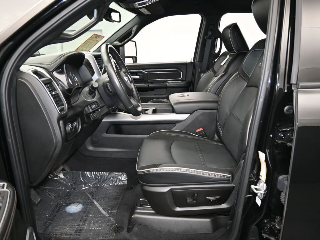 Used 2024 RAM 3500 Laramie w/ Night Edition image 11
