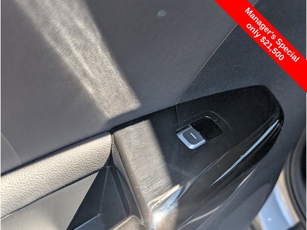 Used 2022 Kia Sportage EX image 13