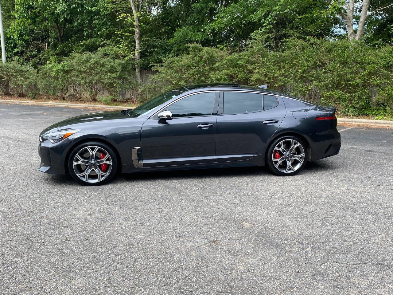 Used 2020 Kia Stinger GT1 AWD/4WD image 8