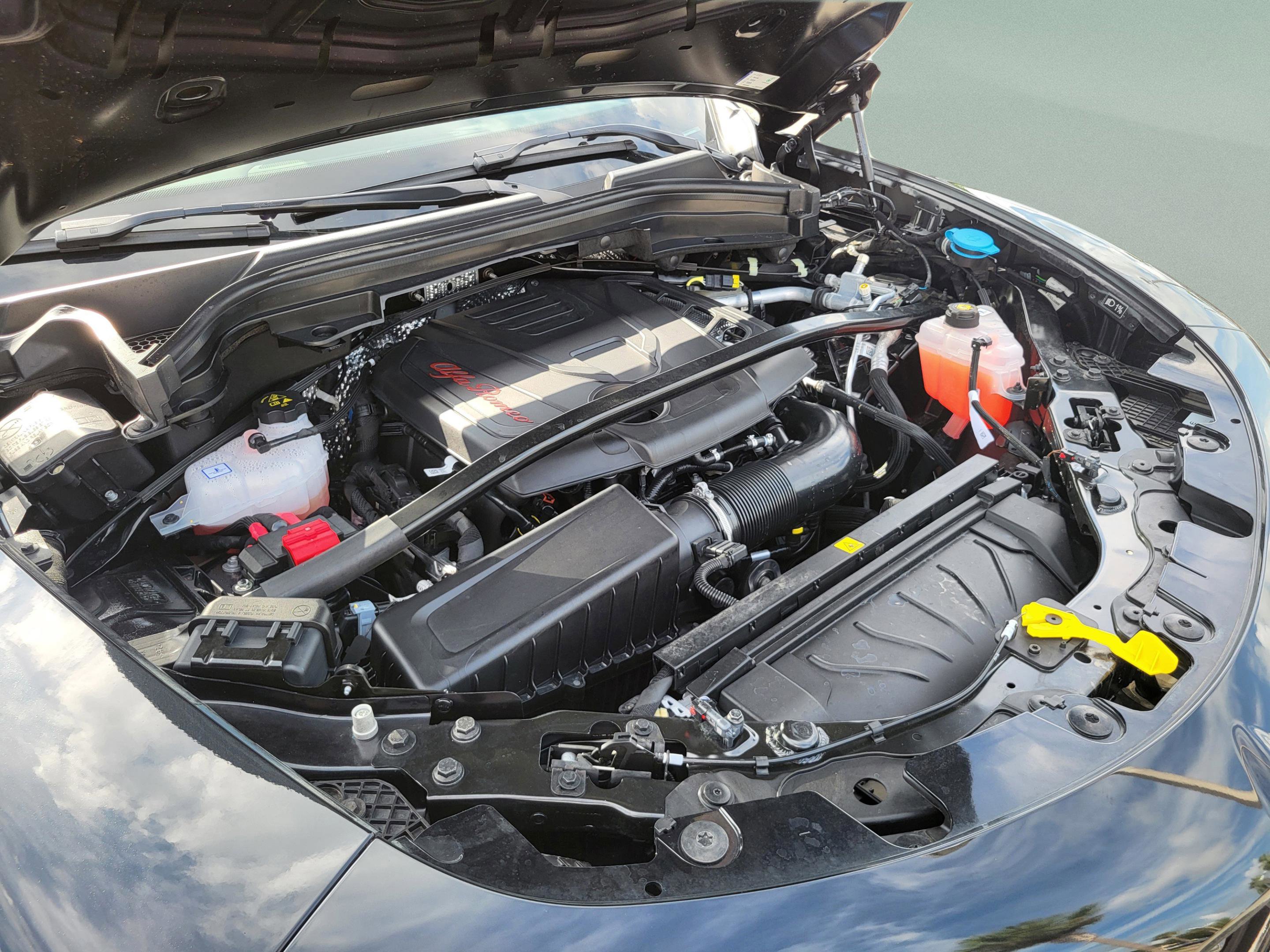 New 2025 Alfa Romeo Stelvio Sprint image 69