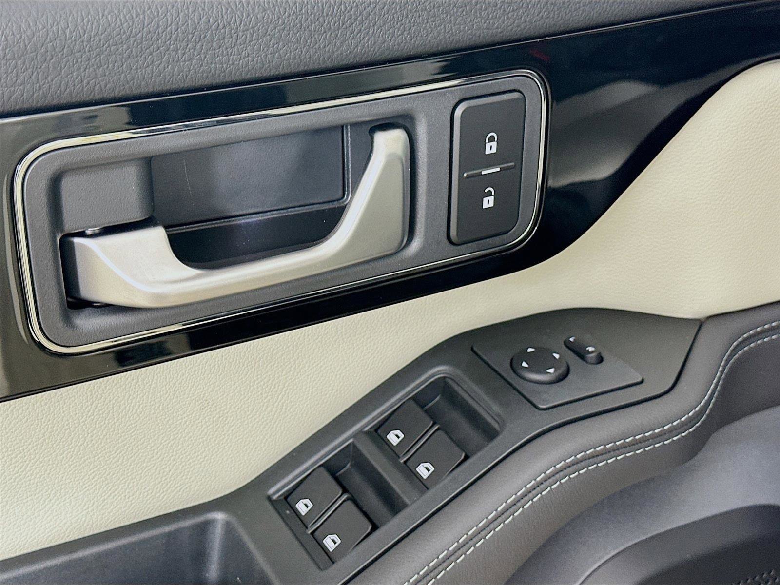 New 2025 INEOS Grenadier Fieldmaster Edition image 18