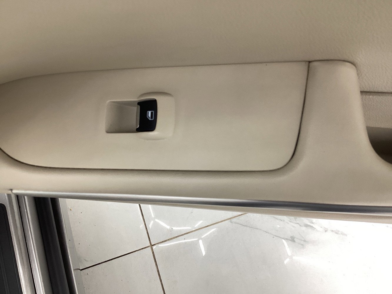 Used 2016 Lincoln MKZ Hybrid image 38