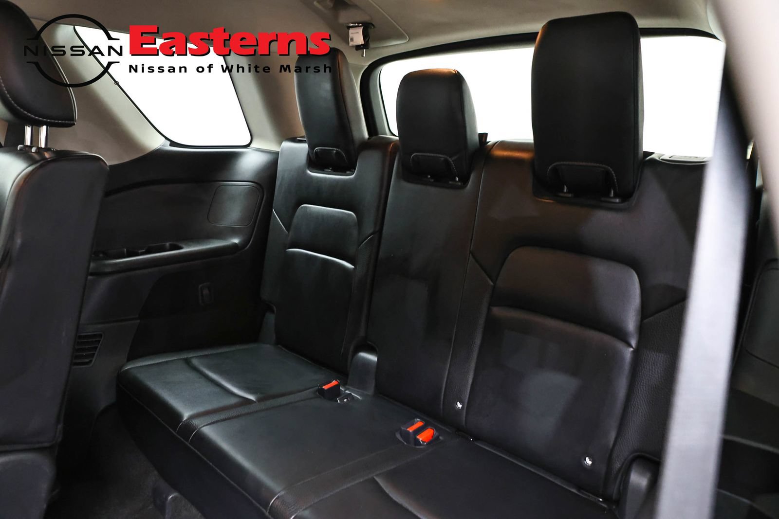 Used 2023 Nissan Pathfinder SL w/ Lighting Package (N92) AWD/4WD image 25