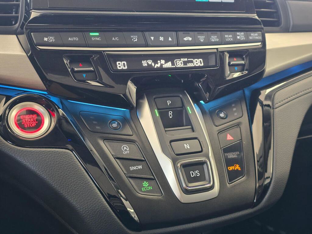 Used 2025 Honda Odyssey Touring image 34