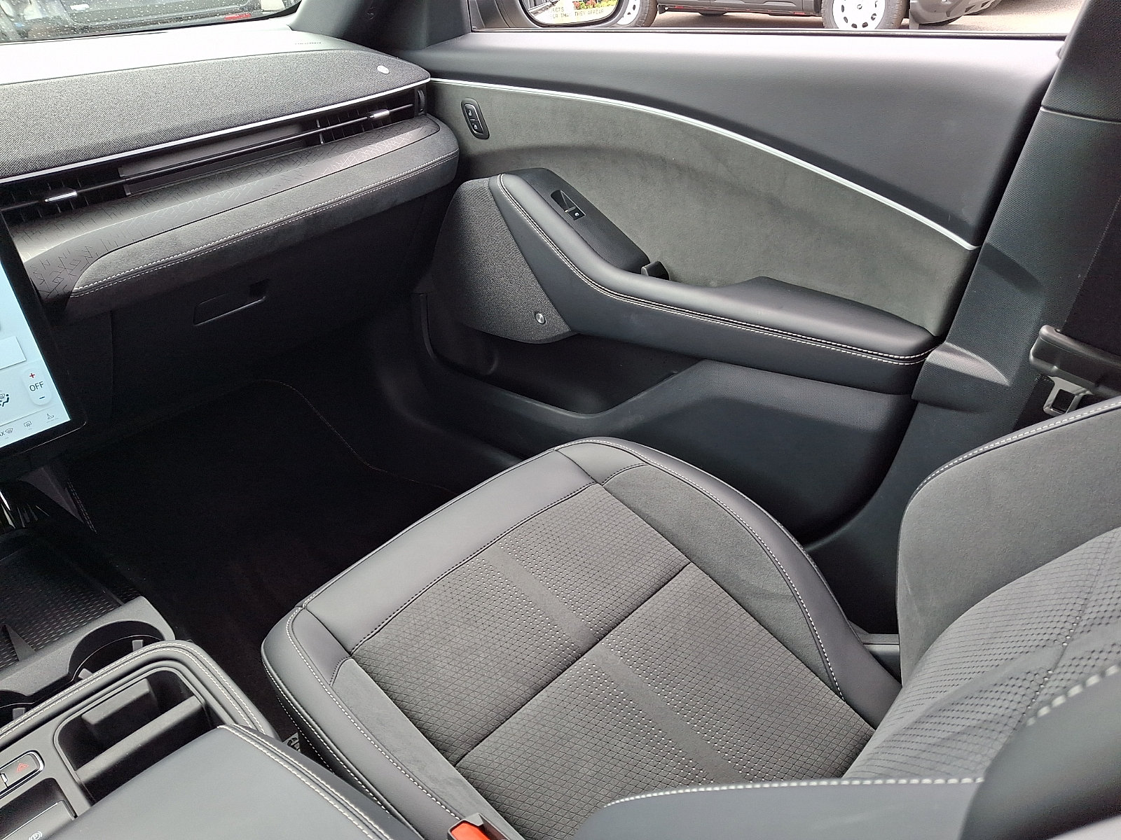 Certified 2025 Ford Mustang Mach-E GT AWD/4WD image 16