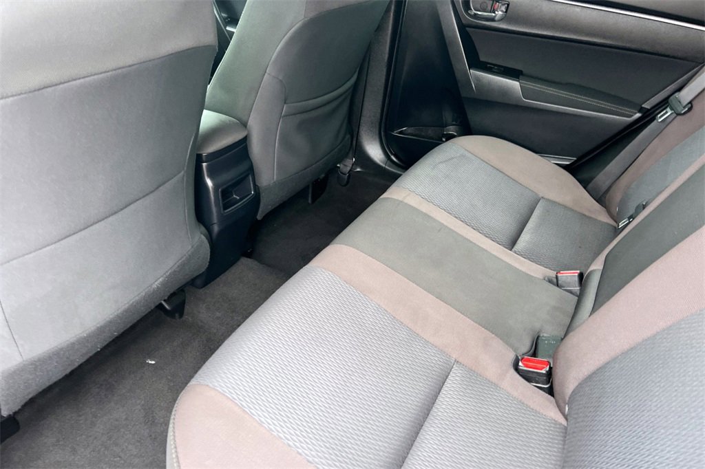Certified 2018 Toyota Corolla LE image 14