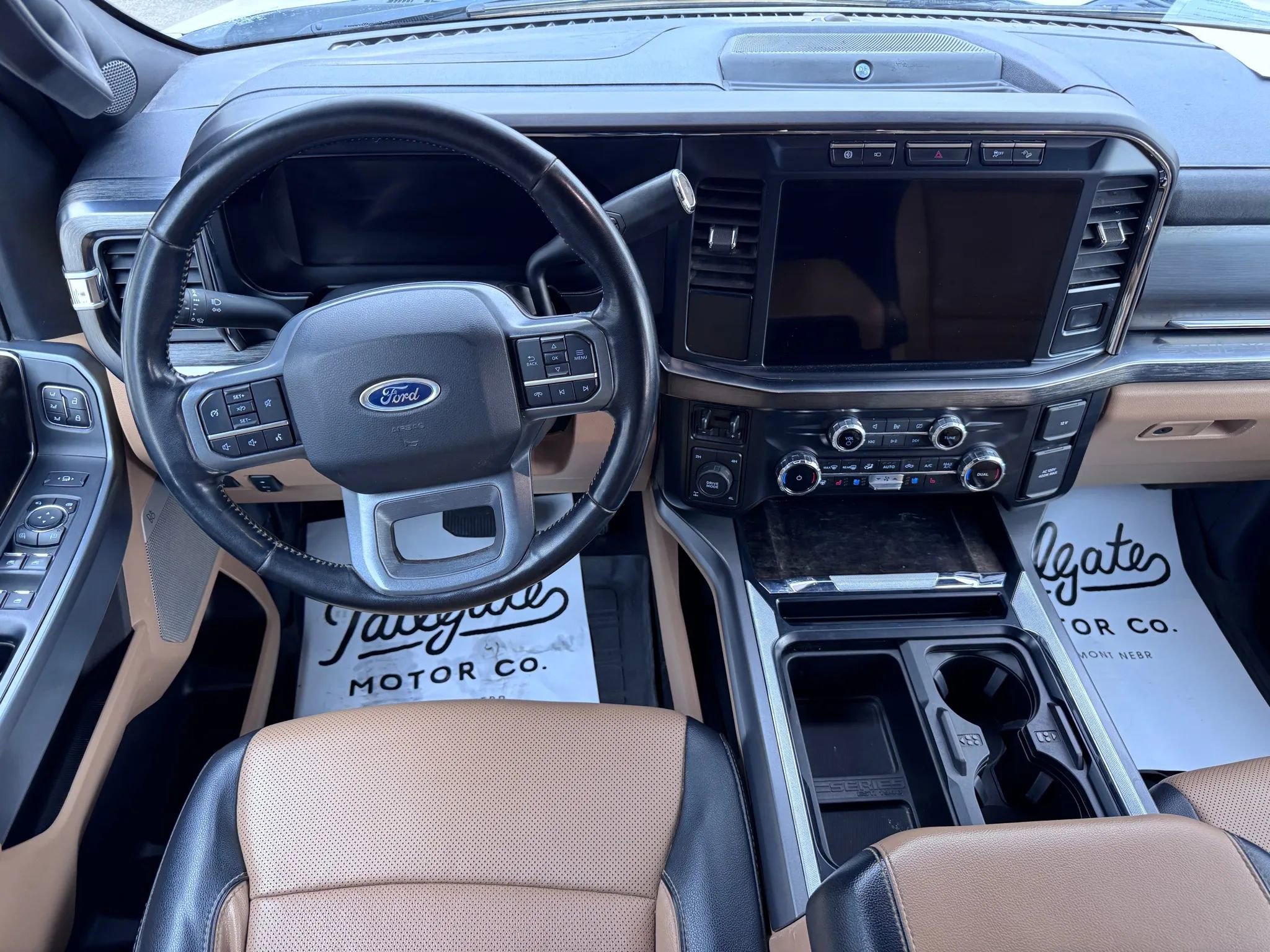 Used 2023 Ford F250 Lariat w/ Chrome Package image 9