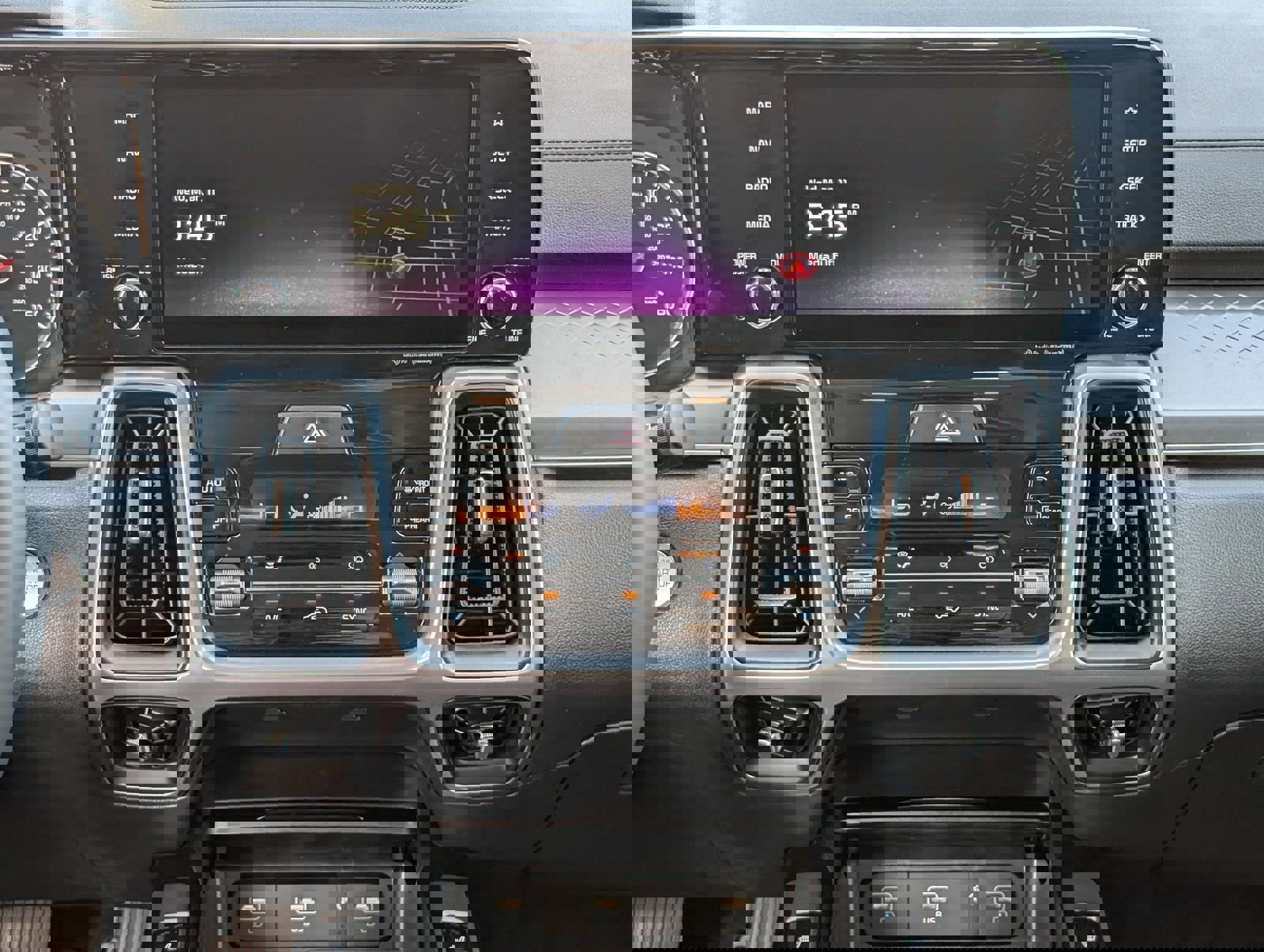 Used 2023 Kia Sorento S image 17