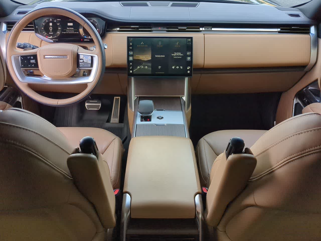 Certified 2025 Land Rover Range Rover SE AWD/4WD image 15