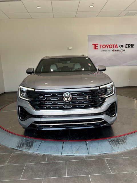Used 2024 Volkswagen Atlas Cross Sport SEL Premium R-Line