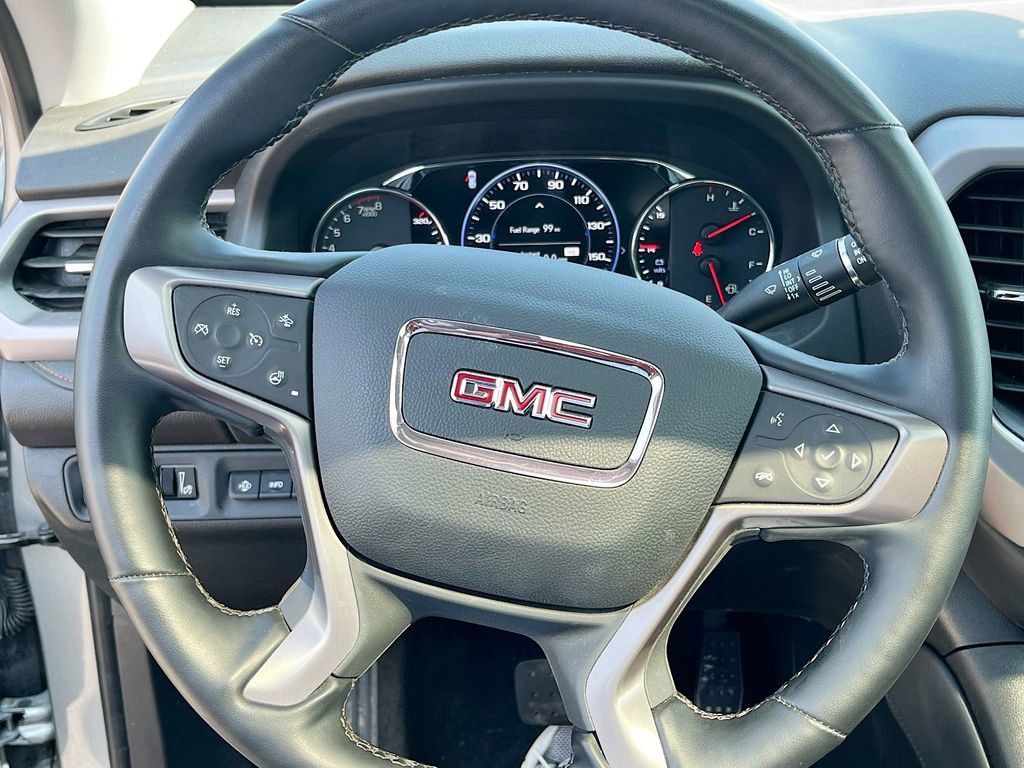 Used 2023 GMC Acadia AT4 w/ Technology Package AWD/4WD image 11